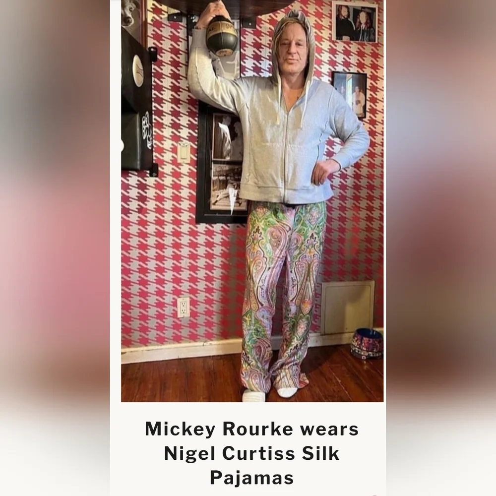 Nigel Curtiss Jim Thot costumized pants in light pink.Made in Italy.Size 50 (IT)
